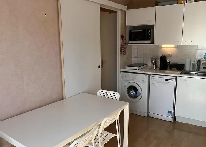 T3 Cosy, Proche Et Thalasso, Avec Balcon Et Equipements Modernes, Wifi Inclus - Fr-1-487-356 * Cabourg